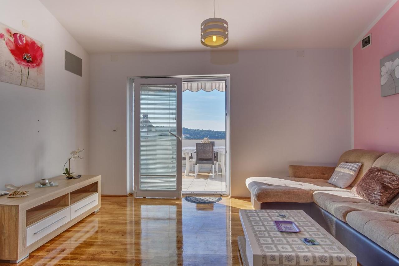 Apartments Zerjav Mali Lošinj Eksteriør bilde