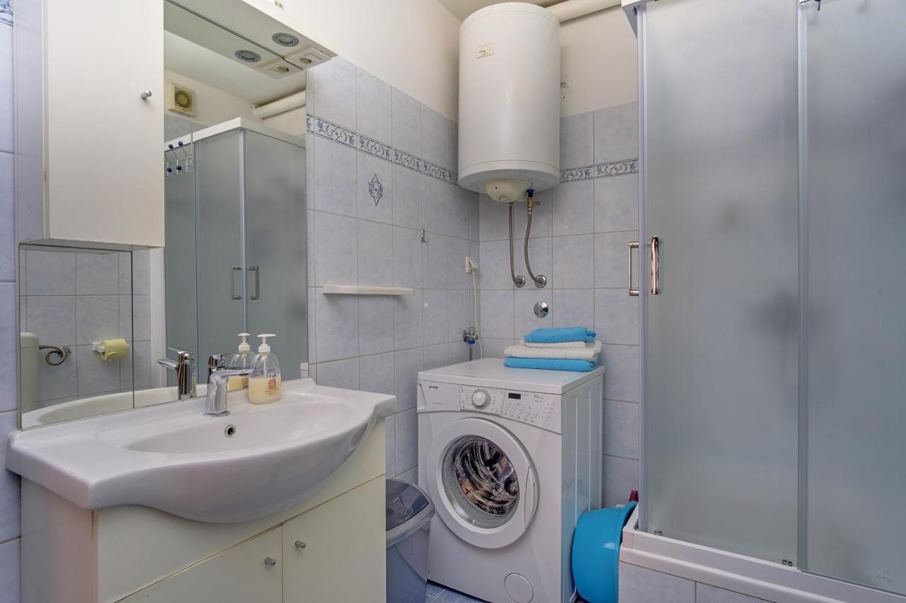Apartments Zerjav Mali Lošinj Eksteriør bilde