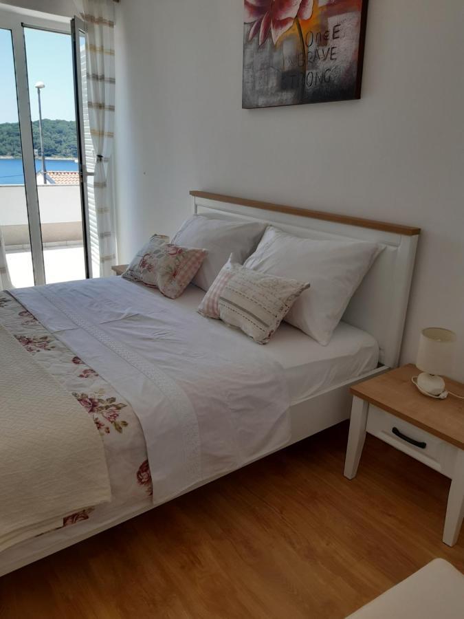 Apartments Zerjav Mali Lošinj Eksteriør bilde