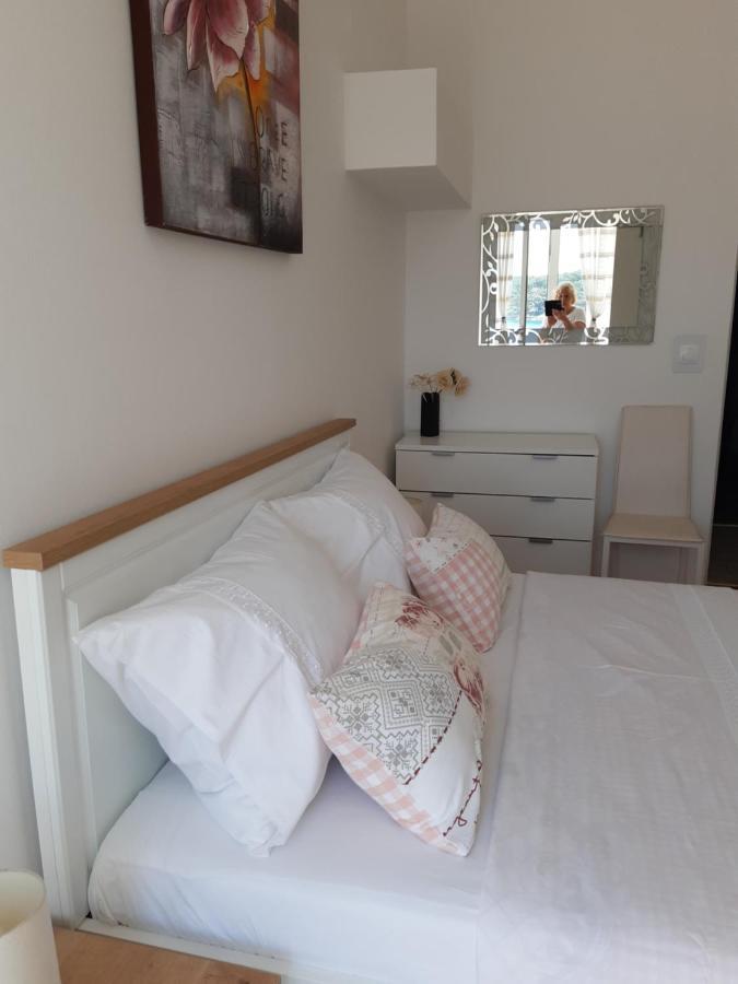 Apartments Zerjav Mali Lošinj Eksteriør bilde